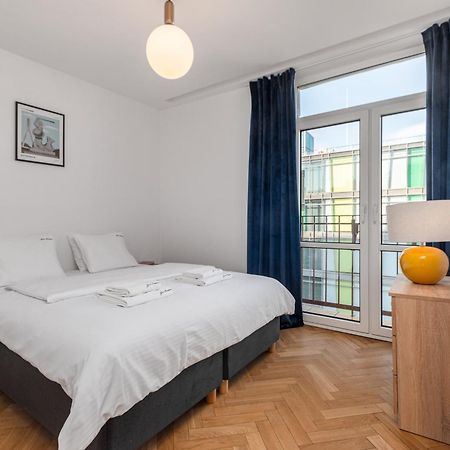 3 Bedroom Apartment Lipowa By Your Freedom Varsóvia Exterior foto